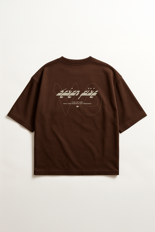 "٧٥" Tee
